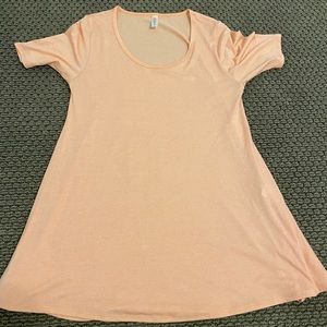 LuLaRoe perfect tee